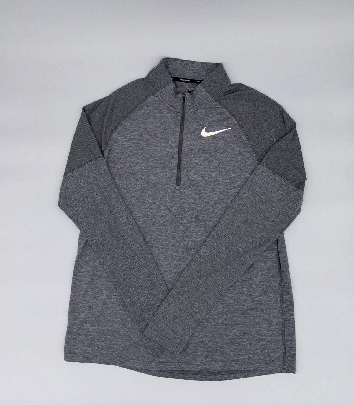 NIKE HALF ZIP