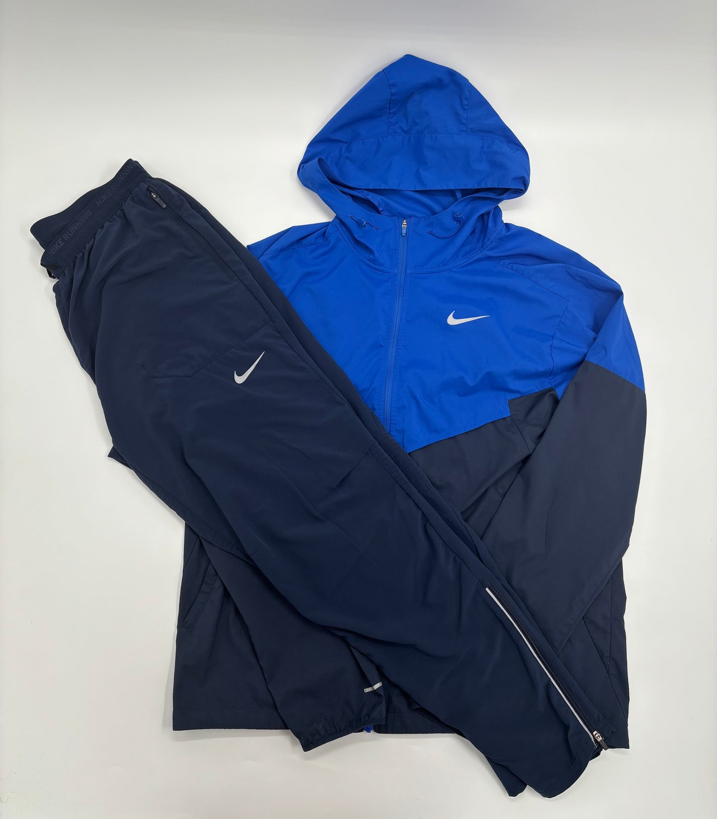 NIKE TRACKSUIT