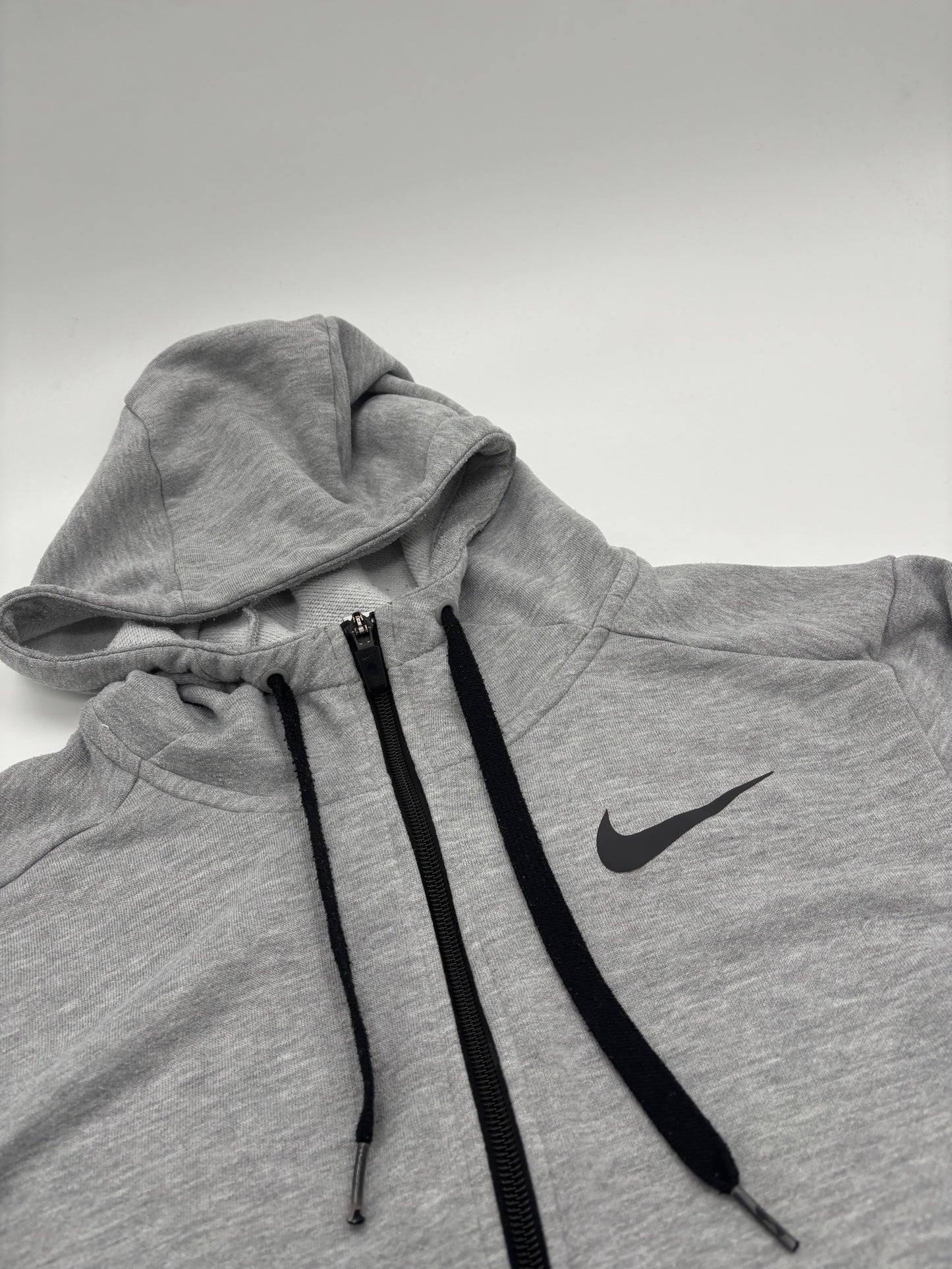 NIKE THERMA TRACKSUIT