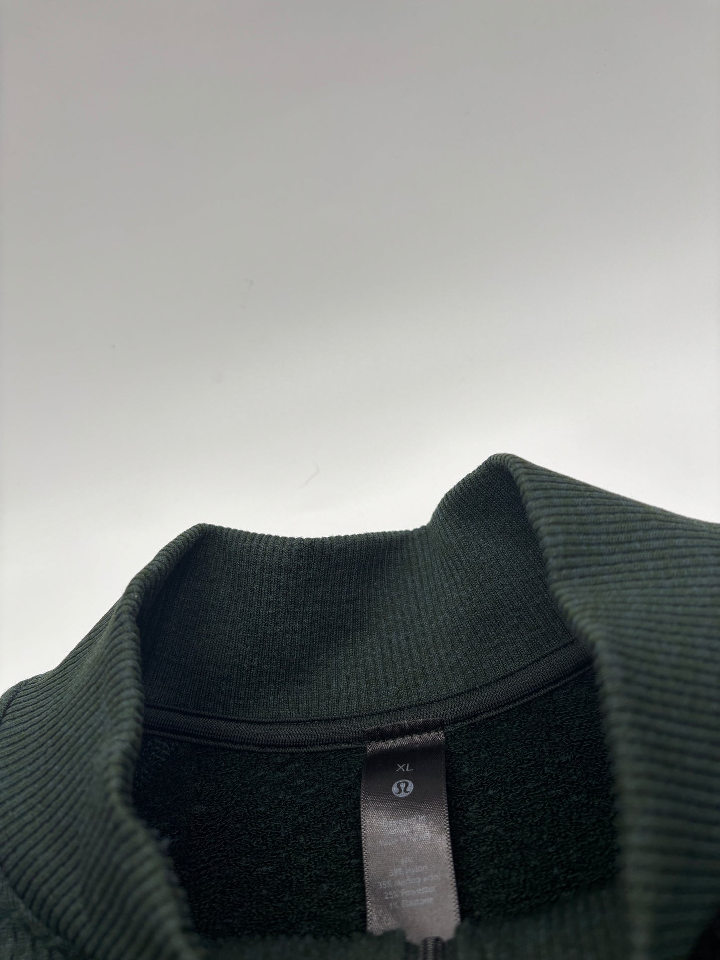 LULULEMON HALF ZIP