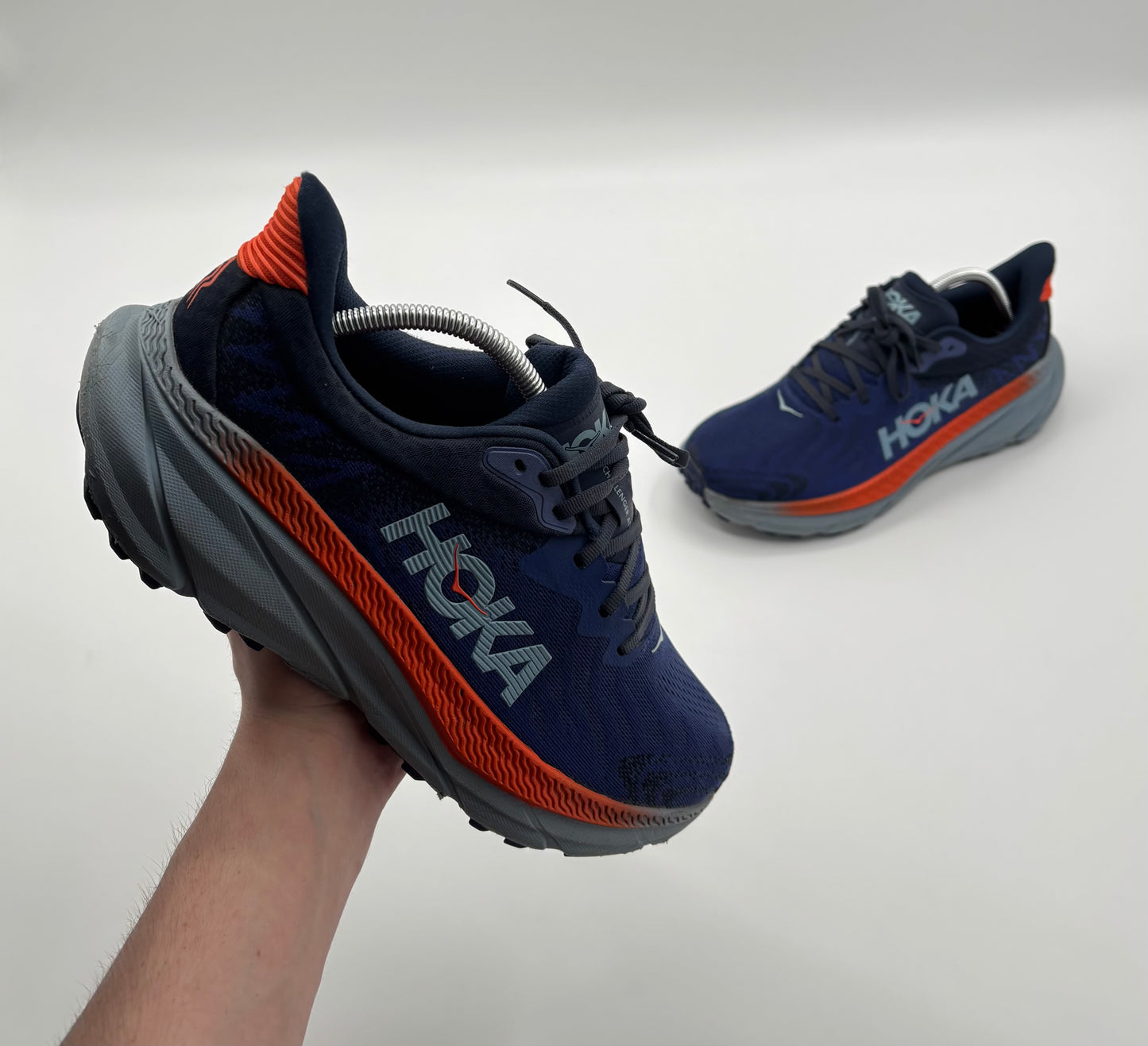 HOKA TRAINERS
