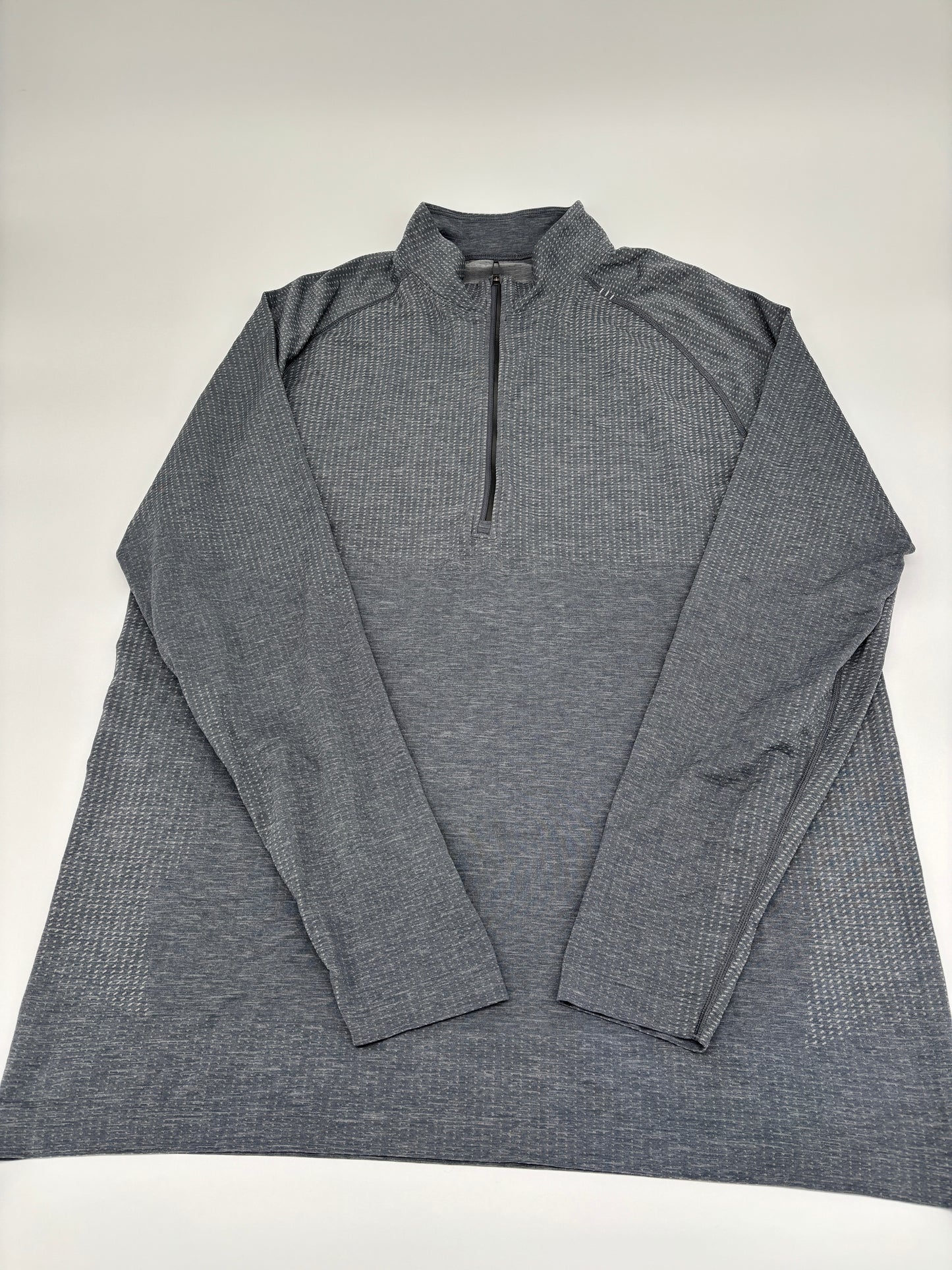 LULULEMON HALF ZIP