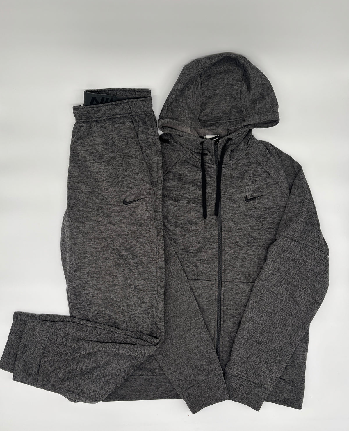 NIKE TRACKSUIT