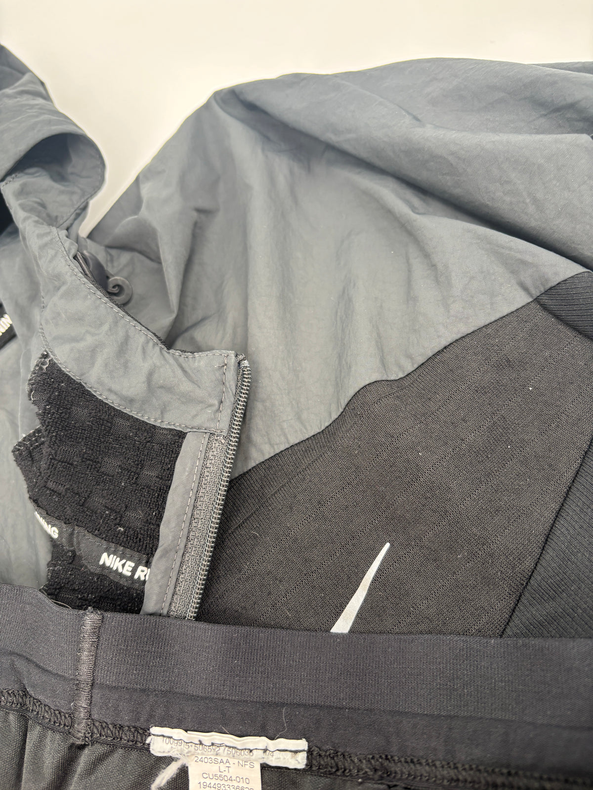 NIKE TRACKSUIT